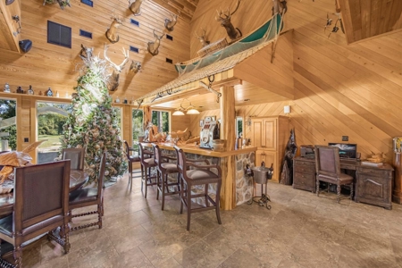 Hunting Lodge with Waterfall in Wilkinson County, MS - image 7