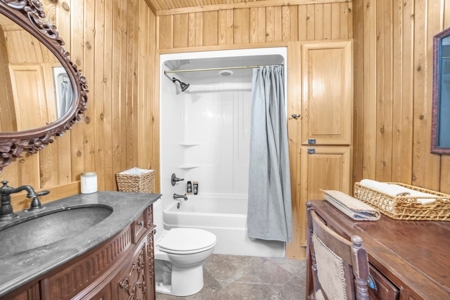 Hunting Lodge with Waterfall in Wilkinson County, MS - image 25