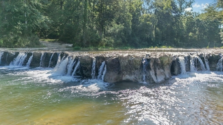 Hunting Lodge with Waterfall in Wilkinson County, MS - image 32