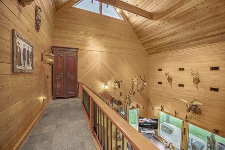 Hunting Lodge with Waterfall in Wilkinson County, MS - image 19