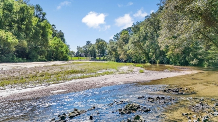 Hunting Lodge with Waterfall in Wilkinson County, MS - image 45