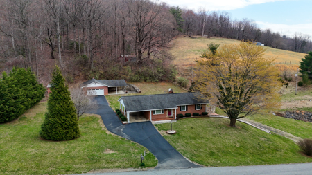Ranch Style Home With 3 Bedrooms - 2 Baths  In Patrick County, Va - image 34