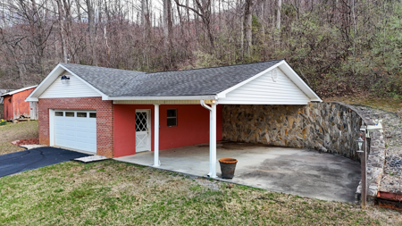 Ranch Style Home With 3 Bedrooms - 2 Baths  In Patrick County, Va - image 40