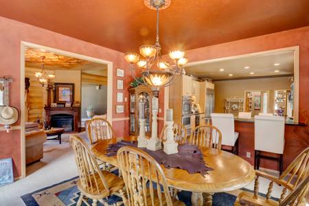 Stunning Riverfront Log Home in Dolores, CO – A True Colorado Retreat! - image 10