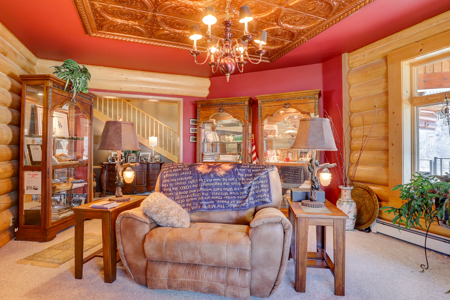 Stunning Riverfront Log Home in Dolores, CO – A True Colorado Retreat! - image 15