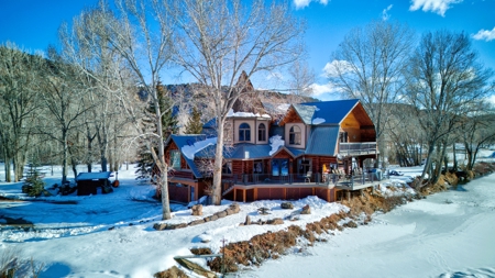 Stunning Riverfront Log Home in Dolores, CO – A True Colorado Retreat! - image 44