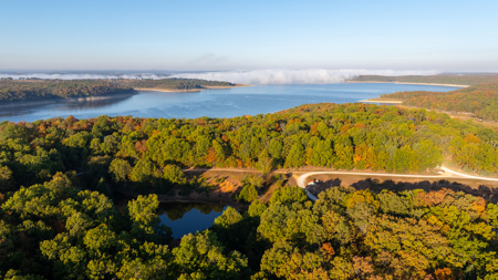Lot 1 in Subdivision in Gated Community with Airstrip on Bull Shoals Lake Peninsula - image 32