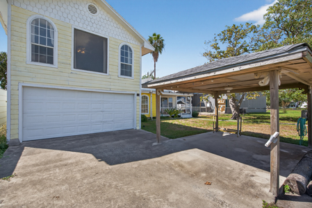 Lake Corpus Christi Waterfront Home - image 14