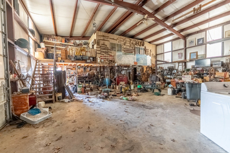Fixer Upper Farmhouse and Acreage with Outbuildings in the Ozarks - image 29