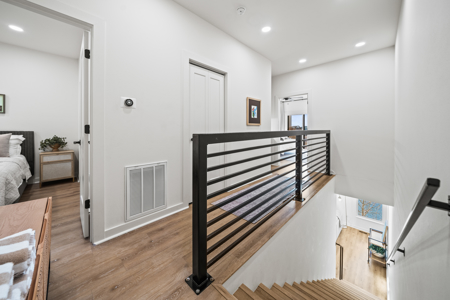 Lakefront Luxury Townhome on Lake Hamilton in Hot Springs, AR - image 18