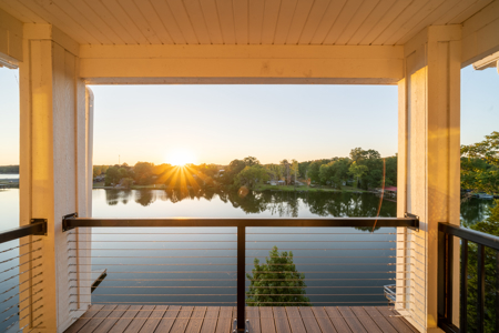Lakefront Luxury Townhome on Lake Hamilton in Hot Springs, AR - image 1