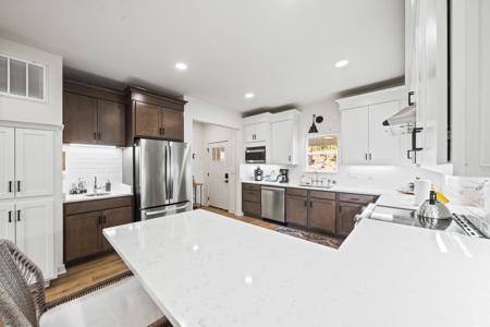Lakefront Luxury Townhome on Lake Hamilton in Hot Springs, AR - image 26
