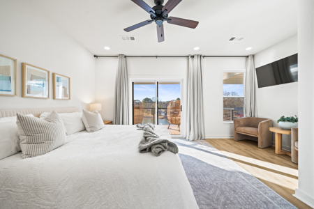 Lakefront Luxury Townhome on Lake Hamilton in Hot Springs, AR - image 16