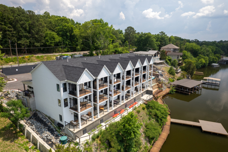 Lakefront Luxury Townhome on Lake Hamilton in Hot Springs, AR - image 39
