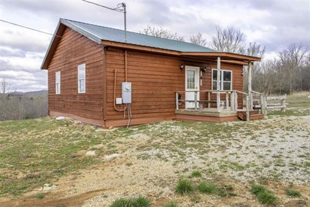 Cabin For Sale in Hardy, Arkansas - image 27