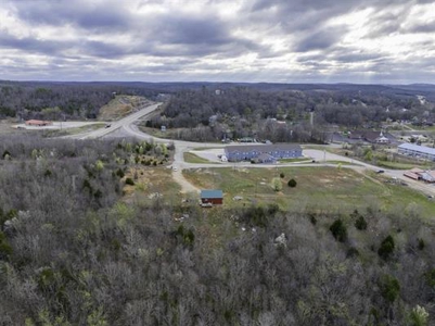 Cabin For Sale in Hardy, Arkansas - image 29