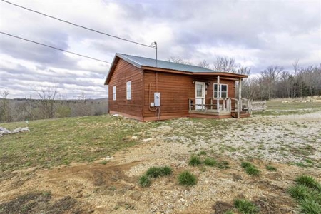 Cabin For Sale in Hardy, Arkansas - image 26