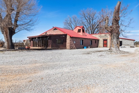 Ranch for Sale in Southern Missouri Ozarks - image 1