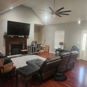 5 bedroom 2.5 bath country home for sale near Franklin, Ky. - image 1