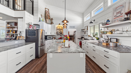 Charming Country Retreat Just 20 Minutes from Atlanta, TX! - image 10