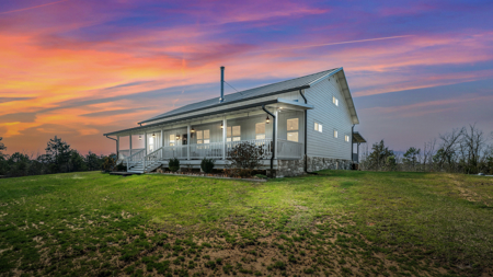 Charming Country Retreat Just 20 Minutes from Atlanta, TX! - image 1
