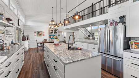 Charming Country Retreat Just 20 Minutes from Atlanta, TX! - image 9