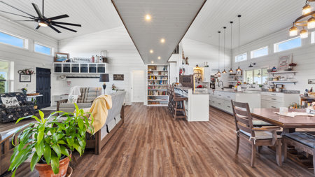 Charming Country Retreat Just 20 Minutes from Atlanta, TX! - image 25