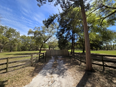 Custom Country Home With Pool On 9+ Acres Near Fort White Florida. Bring Your Horses! - image 45
