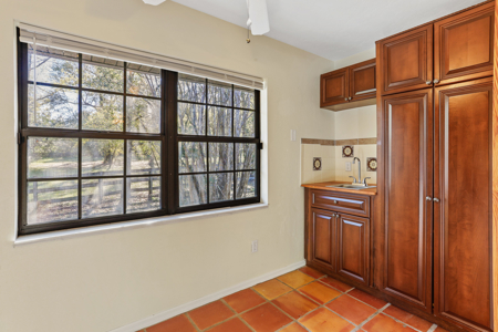 Custom Country Home With Pool On 9+ Acres Near Fort White Florida. Bring Your Horses! - image 40