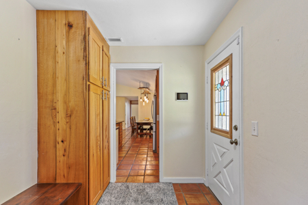 Custom Country Home With Pool On 9+ Acres Near Fort White Florida. Bring Your Horses! - image 19