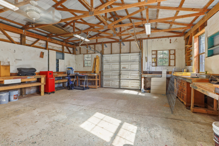 Custom Country Home With Pool On 9+ Acres Near Fort White Florida. Bring Your Horses! - image 43