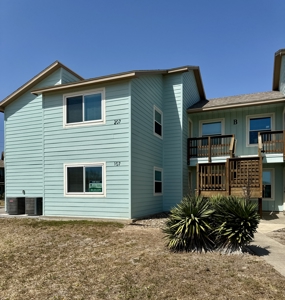 Charming 3/2 Condo In Prime Port Aransas Location - image 21