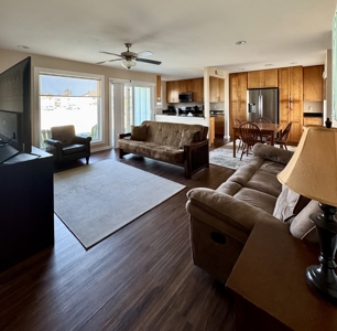 Charming 3/2 Condo In Prime Port Aransas Location - image 6