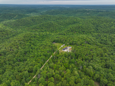 Home for Sale on acreage Camdenton MO - image 38