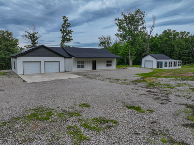 Home for Sale on acreage Camdenton MO - image 37