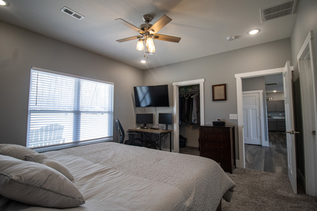 Home for Sale on acreage Camdenton MO - image 11