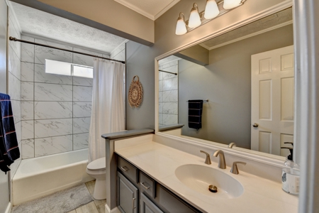 Just 5 short minutes away from the shores of Lake Lanier! - image 22