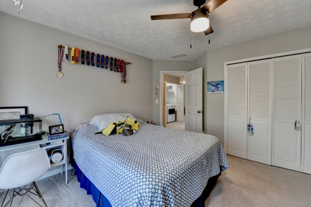 Just 5 short minutes away from the shores of Lake Lanier! - image 30