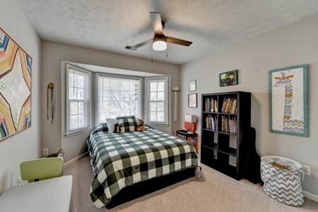 Just 5 short minutes away from the shores of Lake Lanier! - image 25