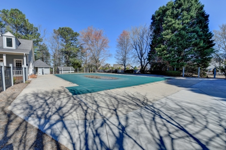 Just 5 short minutes away from the shores of Lake Lanier! - image 35