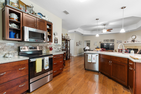 Country Home On 20+ Acres With Workshop Chiefland Levy County Florida - image 14