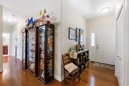 Country Home On 20+ Acres With Workshop Chiefland Levy County Florida - image 3
