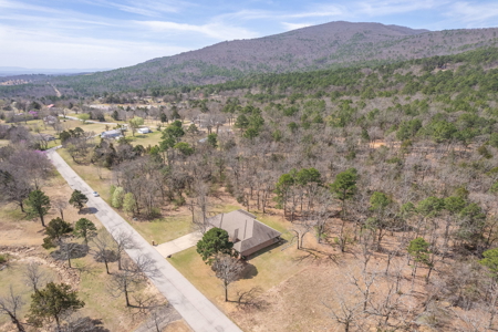 Poteau Oklahoma Mountain Home For Sale - image 13