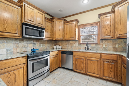 Poteau Oklahoma Mountain Home For Sale - image 30