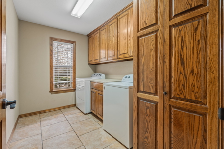 Poteau Oklahoma Mountain Home For Sale - image 35