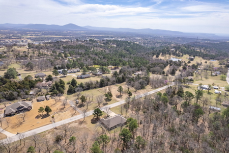Poteau Oklahoma Mountain Home For Sale - image 11