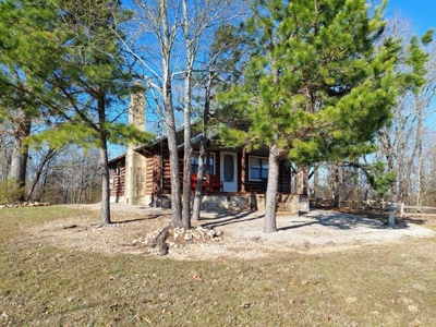 Log cabin for Sale Hardy, AR - image 1