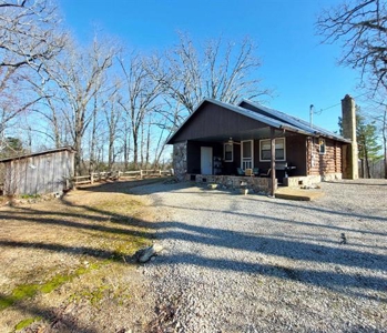 Log cabin for Sale Hardy, AR - image 2