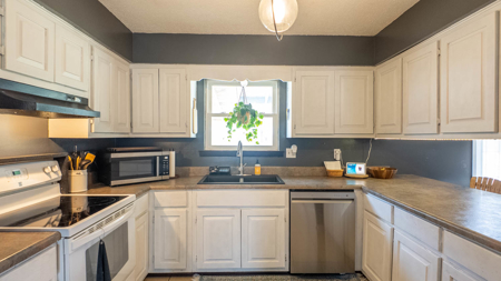 Home for sale in the Northern Missouri Ozarks - image 23