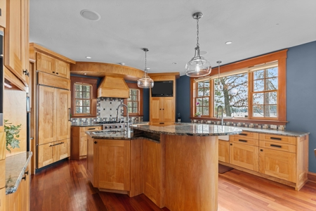 Waupaca Chain O' Lakes Home For Sale on Round Lake - WI Lake Home - image 16